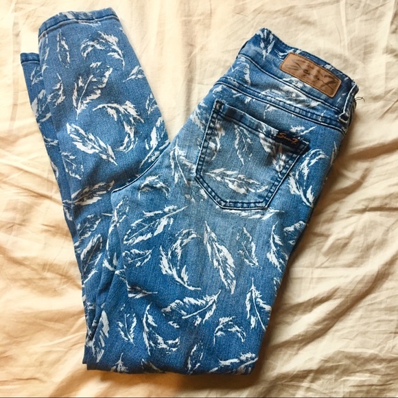 ๐ Feather Skinny 7 Jeans ๐ - Picture 3 of 8